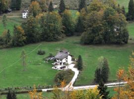 Chalet Barbara in Valle di Sella，位于博尔戈的酒店