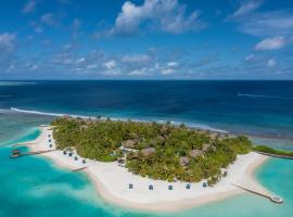 Naladhu Private Island Maldives - Special Offer On Transfer Rates For Summer 2024，位于南马累环礁的精品酒店
