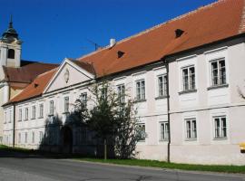 Pfarrschlössl Sallapulka，位于Purgstall的酒店