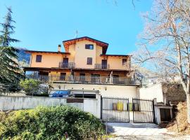La casa di Olivia，位于罗卡迪坎比奥Campo Felice-Rocca di Cambio附近的酒店