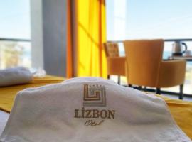 LİZBON HOTEL，位于伊兹密尔的带停车场的酒店