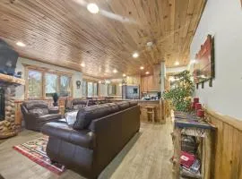 Timberwolf Lodge 6 cabin