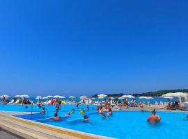 Easyatent Camping Stella Maris，位于乌马格的酒店