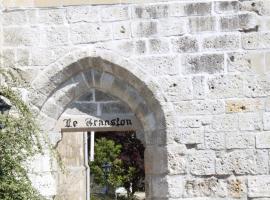 Domaine Le Translon，位于Saint-Pierre-Aigle的酒店