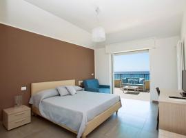 B&B Ligure Rooms，位于皮特拉利古的带按摩浴缸的酒店