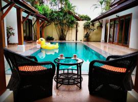 Orange palm pool villa，位于苏梅岛皇家大学附近的酒店