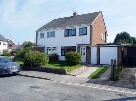 A beautiful 3-bed Family House in Ormskirk, sleeps 5