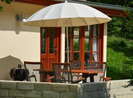 Bungalows am Waldessaum bei Hohenzieritz，位于Hohenzieritz的乡村别墅
