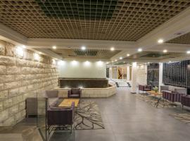 塔巴酒店，位于拿撒勒的酒店