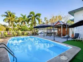 Bush Village Holiday Cabins