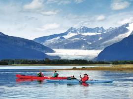 Twin Peaks - Great Location! Walk to Mendenhall Glacier - DISCOUNTS ON TOURS!，位于Mendenhaven的酒店