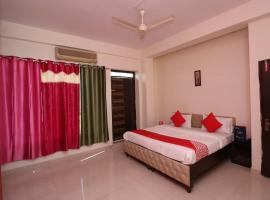OYO 26652 Roop River Resort，位于Hākala的酒店