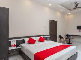 OYO 22300 Sri Ramachandra guest house，位于Vikravāndi的酒店