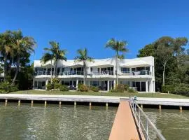 Noosa River Gardens 8 Hilton Terrace 76