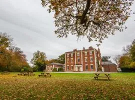 YHA Chester Trafford Hall