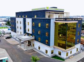 Maxbe Continental Hotels Awka，位于Amobia的酒店