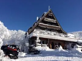 山阁罗山林小屋