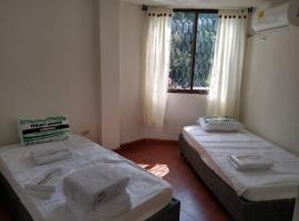 Apartamento Santa Marta Rodadero, Edificio El Lago，位于Rodadero的酒店