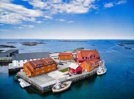 Finnøy Bryggehotell - by Classic Norway Hotels，位于Finnøy的带泳池的酒店