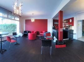 Contact Hôtel du Cerf，位于贡捷堡的酒店