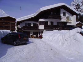 Haus Puit Mandarfen Pitztal，位于皮茨河谷圣莱昂哈德的酒店