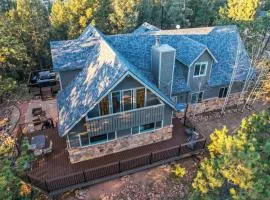 Mountain Haven with Deck and Pikes Peak Views!