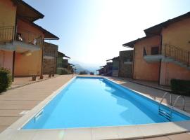 La casa di Gabry in residence con piscina comune，位于塔韦尔诺拉贝尔加马斯卡的度假短租房