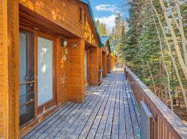 Beautiful Ski-in Ski-out Condo Located On The Eagle Point Resort! condo，位于比弗的公寓