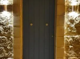 B&S Accommodation Renovated 18 Century House of Character Ghaxaq, Malta