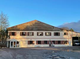 Gîte du centre equestre du val d'or，位于Fontaine-sur-Ay的酒店