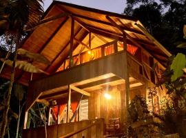 Casa Divina Eco Lodge，位于明多塔拉比塔缆车附近的酒店