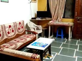 HaRsHraJ BeAcH HOME STAY，位于马尔万的酒店
