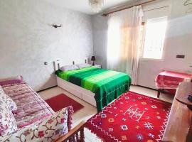 Rooms To book in Villa House at HostFamily in Rabat，位于拉巴特National Agency for the Promotion of Small and Medium Enterprises附近的酒店