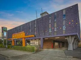 瓦南布尔中央庭院汽车旅馆