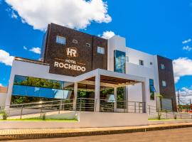 Hotel Rochedo, Penedo - Alagoas，位于佩内杜的酒店