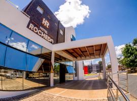 Hotel Rochedo，位于佩内杜的酒店