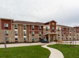 My Place Hotel-Overland Park, KS，位于欧弗兰帕克陆路公园高尔夫主球场附近的酒店