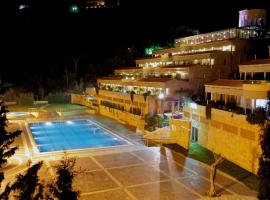 蒙特维酒店，位于Beit Meri加姆霍尔站附近的酒店