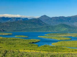 Vista Hinchinbrook，位于卡德韦尔的公寓式酒店