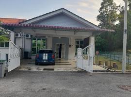 Rumah Armand Ayer Keroh Bandar Melaka 4BR Fully Aircond，位于马六甲的别墅