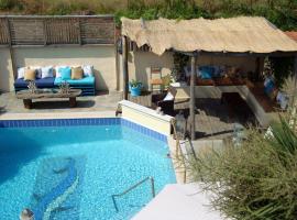 Leon Hotel，位于奥弗里安的酒店