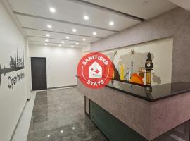 OYO 84030 Pride Lodging，位于Vālunjvādi的酒店