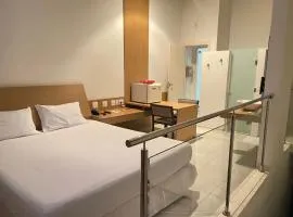 MOTEL MEDITERRÂNEO