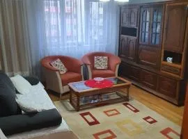 Apartament cu trei camere