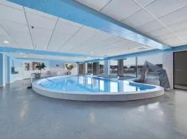 226 Edgewater Inn