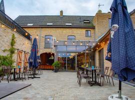 Oud Gemeentehuis，位于Poelkapelle的酒店