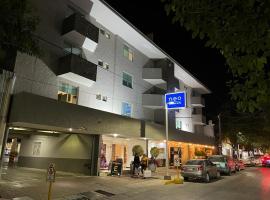 Neo Business Hotel，位于库利亚坎库利亚坎广场购物中心附近的酒店