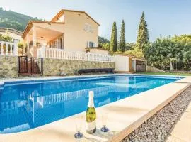 Gorgeous Home In Castellon De La Plana With Outdoor Swimming Pool