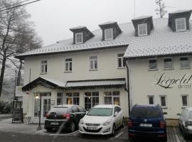 Hotel Leopold，位于Račín的酒店