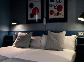 Hotel Premier，位于利贝雷茨的酒店